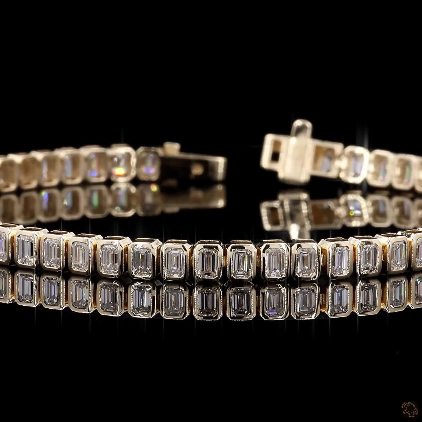 4.76 Ct Emerald Lab Grown Diamond Bezel Bracelet
