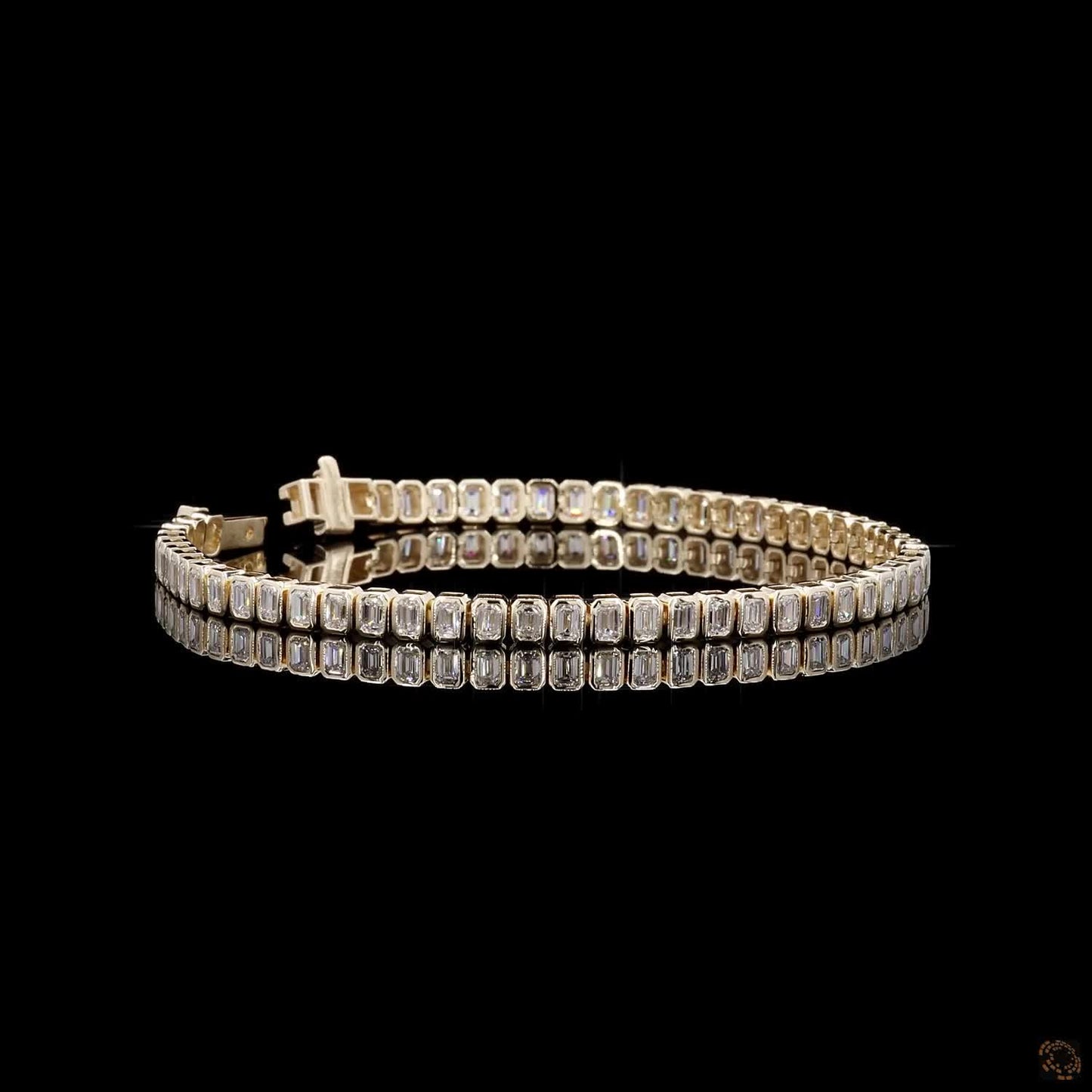4.76 Ct Emerald Lab Grown Diamond Bezel Bracelet