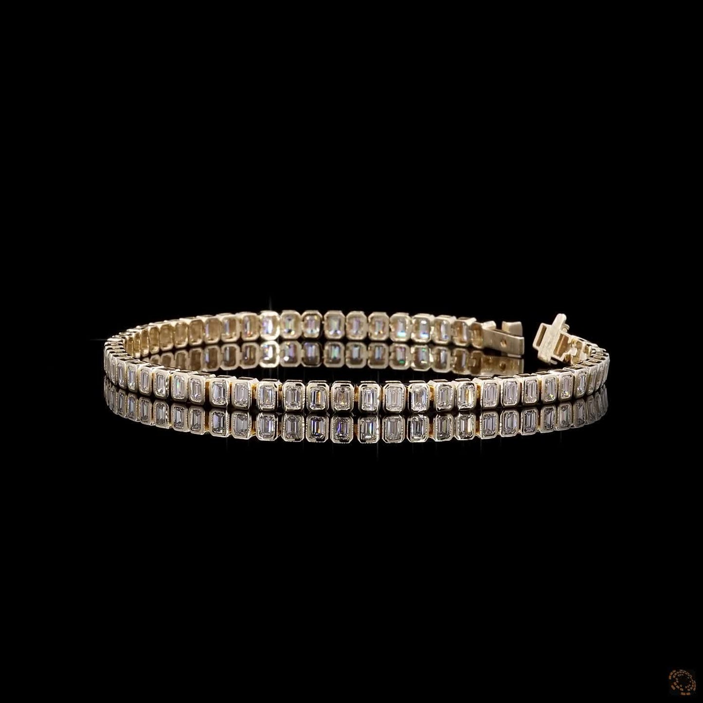 4.76 Ct Emerald Lab Grown Diamond Bezel Bracelet