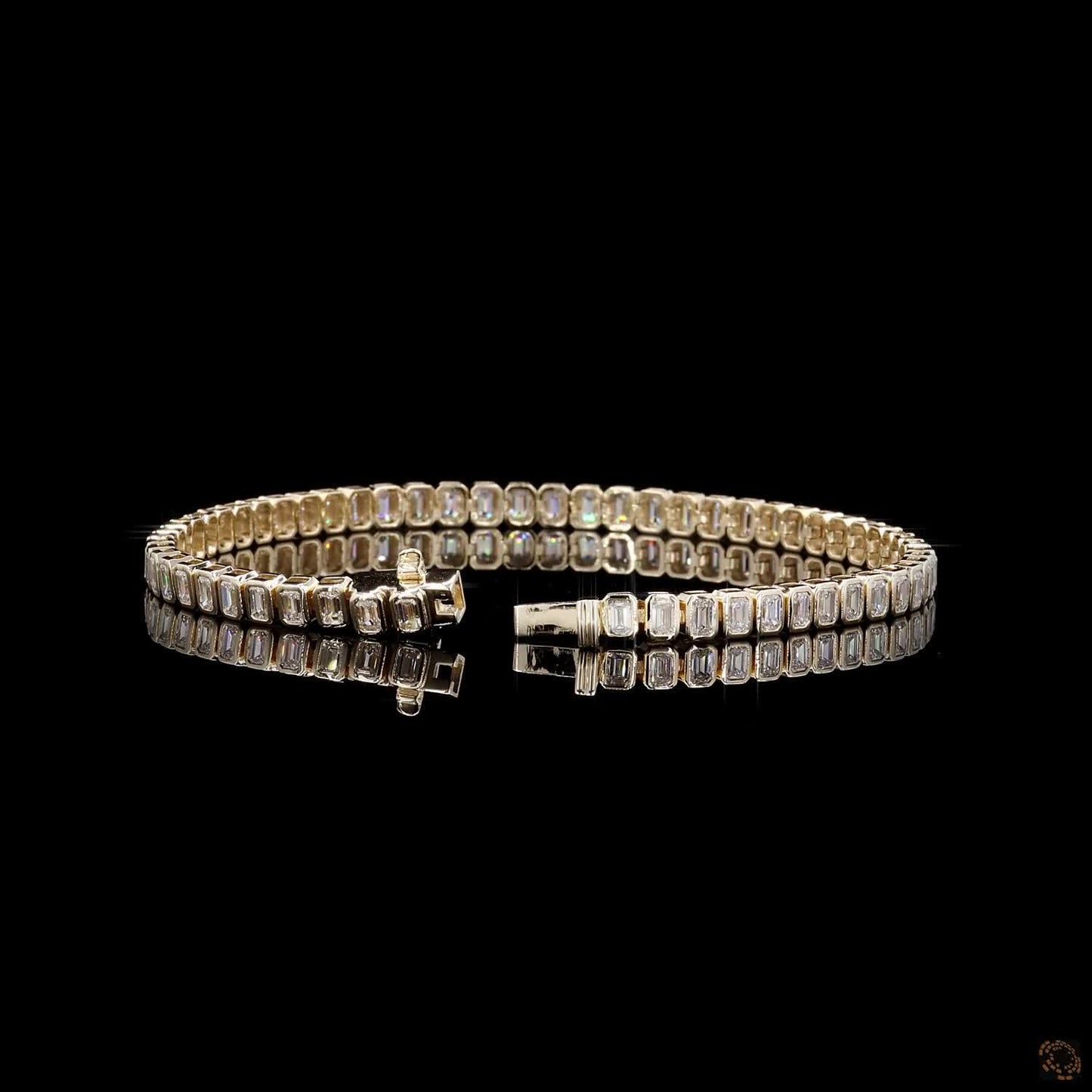 4.76 Ct Emerald Lab Grown Diamond Bezel Bracelet
