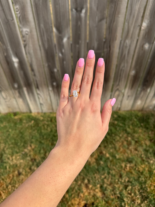 3.73 CT D VVS2 Emerald Lab Grown Diamond