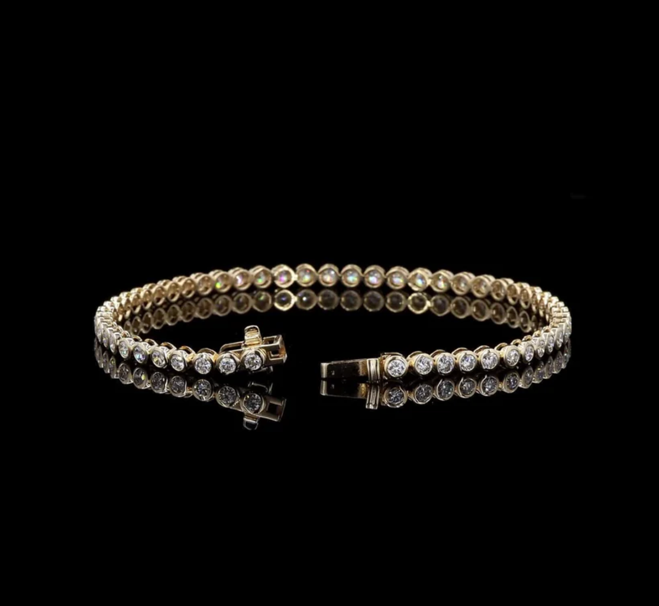 2.77 Ct Round Lab Grown Diamond Bezel Bracelet