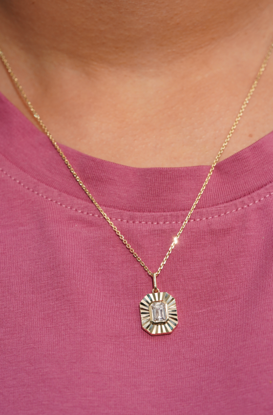 Art Deco Emerald Pendant Necklace